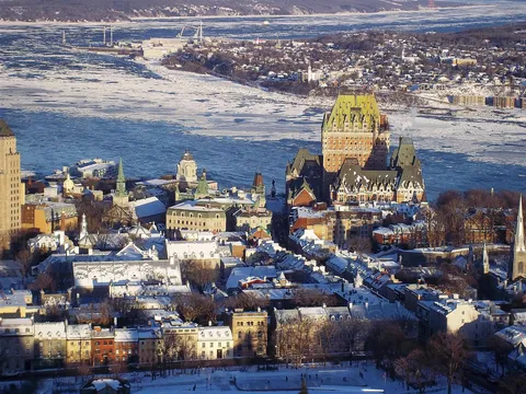 Vue panoramique à 360° depuis l'Observatoire de la Capitale